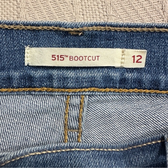 Levi's 515 bootcut jeans, size 12, medium wash, casual, denim, spring, outdoors - Picture 6 of 6